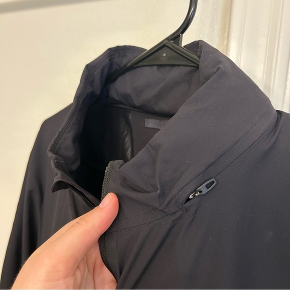 lululemon athletica Men’s Super Light Black Windbreaker Hooded Zip Up Large - Picture 4 of 11